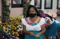 20210202. Tuxtla G. Los costumbristas de la comunidad Zoque se cubren con #cubrebocas y con las medidas de precaución por la #Pandemia del #Covid, realizan los rituales patronales de la comunidad de #Copoya