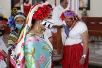 20210202. Tuxtla G. Los costumbristas de la comunidad Zoque se cubren con #cubrebocas y con las medidas de precaución por la #Pandemia del #Covid, realizan los rituales patronales de la comunidad de #Copoya