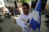 Martes 26 de julio. Familiares de migrantes en transito hacia los EEUU y de desaparecidos centroamericanos marchan entre la frontera entre las ciudad Gautemalteca Tecum Uman y Ciudad Hidalgo del municipio de Tapachula, Chiapas en la Caravana Paso a Paso p