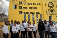 Martes 3 de abril del 2018. Tuxtla Gutiérrez. Carlos Herrera después de abandonar la militancia de Morena recibe el apoyo del PRD y de la corriente ADN para ser pre candidato por este partido para buscar la alcaldí­a de San Cristóbal de las Casas.