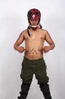 Jueves 28 de junio del 2012. Tuxtla Gutiérrez, Chiapas. El DJ y locutor, Carlos el Vampiro Sánchez nos muestras su faceta de deportista extremo en esta sesión fotográfica.