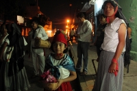 Sábado 25 de febrero del 2017. Tuxtla Gutiérrez. Los danzantes de la comunidad de la etnia Zoque recorren las calles de la capital de Chiapas donde bailan la Danza de la Pluma de la Guacamaya o Carnaval