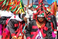 Domingo 2 de marzo del 2014. San Miguel Huixtan, Chiapas. Indígenas Tsotsiles y tsentales asentados en este municipio de los altos de Chiapas, presentan las danzas tradicionales correspondientes al Carnaval este medio día en la plaza de esta comunidad de 