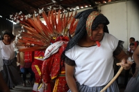 Sábado 2 de marzo del 2019. Tuxtla Gutiérrez. Los danzantes tradicionales de la Comunidad Zoque realizan el recorrido ritual los diferentes bailes correspondientes al Carnaval en el lado poniente norte de la ciudad.