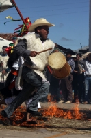 Domingo 15 de febrero del 2015. San Miguel Huixtan. Aspecto de la representación del carnaval chamula este medio día en la comunidad huixtan en la zona altos de Chiapas.