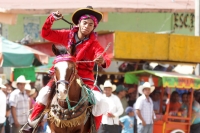 Lunes 19 de enero del 2014. Venustiano Carranza. Los indÃgenas tsotsiles de La Antigua San Bartolome de los Llanos (Venustiano Carranza) recorren en procesión las calles principales de esta comunidad de la depresión central de Chiapas para posteriormente Lunes 19 de enero del 2014. Venustiano Carranza. Los indÃgenas tsotsiles de La Antigua San Bartolome de los Llanos (Venustiano Carranza) recorren en procesión las calles principales de esta comunidad de la depresión central de Chiapas para posteriormente