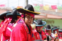 Lunes 19 de enero del 2014. Venustiano Carranza. Los indígenas tsotsiles de La Antigua San Bartolome de los Llanos (Venustiano Carranza) recorren en procesión las calles principales de esta comunidad de la depresión central de Chiapas para posteriormente 