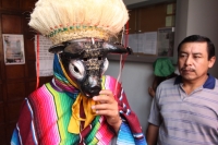 Martes 17 de mayo. El tradicional recorrido del Carretón de San Pascualito Rey recorre esta mañana las calles del sur de la ciudad visitando las antiguas ermitas de la cofradía de la etnia zoque en la ciudad de Tuxtla Gutiérrez.