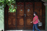 3 de julio del 2020. Tuxtla Gutiérrez. Aspectos de la antigua casa que albergó la Escuela Normal Mixta, Secundaria y Preparatoria del Estado Sobre la Avenida Central Oriente de la ciudad