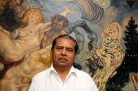 Miércoles 29 de julio del 2015. Tuxtla Gutiérrez. José Luis Castro, del Consejo de la Crónica Municipal de Tuxtla Gutiérrez, habla en entrevista sobre la importancia de la modernización de los elementos de la crónica dentro de los procesos históricos mode