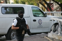 Elementos del ejercito mexicano y fiscales federales realizan un operativo sorpresa en las instalaciones de la Asociación Cultural de Chiapas ubicada en la 4ª norte poniente Tuxtla. El vocero de esta organización informó a los medio este operativo fue rea