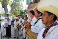 Noviembre 19 de noviembre del 2017. Tuxtla Gutiérrez. Los músicos Zoques de Chiapas se reúnen durante el encuentro de tamboreros y piteros para celebrar la continuidad de las costumbres dentro de esta comunidad indí­gena de Chiapas.