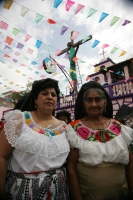Sábado 25 de diciembre. Los habitantes del Barrio el Cerrito de Tuxtla Gutiérrez celebran la inauguración del Reloj y del Cristo de la ermita de la cofradía zoque ubicada en la 2 av. Sur entre las calles 6ª y 7ª poniente junto con las festividades tradici