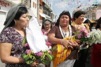 Sábado 25 de diciembre. Los habitantes del Barrio el Cerrito de Tuxtla Gutiérrez celebran la inauguración del Reloj y del Cristo de la ermita de la cofradía zoque ubicada en la 2 av. Sur entre las calles 6ª y 7ª poniente junto con las festividades tradici