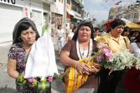 Sábado 25 de diciembre. Los habitantes del Barrio el Cerrito de Tuxtla Gutiérrez celebran la inauguración del Reloj y del Cristo de la ermita de la cofradía zoque ubicada en la 2 av. Sur entre las calles 6ª y 7ª poniente junto con las festividades tradici
