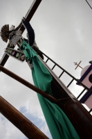 Sábado 25 de diciembre. Los habitantes del Barrio el Cerrito de Tuxtla Gutiérrez celebran la inauguración del Reloj y del Cristo de la ermita de la cofradía zoque ubicada en la 2 av. Sur entre las calles 6ª y 7ª poniente junto con las festividades tradici