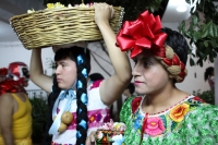 Martes 13 de enero del 2015. Chiapa de Corzo. Durante la segunda salida de Chuntaes, los danzantes recorren las calles personificando y satirizando personajes públicos para llenar las calles de alegría y colorido en el inicio en la Fiesta Grande de Chiapa