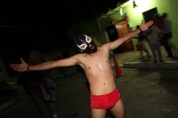 Martes 13 de enero del 2015. Chiapa de Corzo. Durante la segunda salida de Chuntaes, los danzantes recorren las calles personificando y satirizando personajes públicos para llenar las calles de alegría y colorido en el inicio en la Fiesta Grande de Chiapa