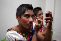 Martes 13 de enero del 2015. Chiapa de Corzo. Durante la segunda salida de Chuntaes, los danzantes recorren las calles personificando y satirizando personajes públicos para llenar las calles de alegría y colorido en el inicio en la Fiesta Grande de Chiapa