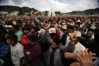 INDIGENAS DE SAN JUAN CHAMULA DESCONOCEN A LAS AUTORIDADES MIUNICIPALES Y LOS RESOLUTIVOS DEL TRIFE EN LAS INPUGANCIONES QUE REALIZARAN LOS PARFTIDOS QUE CONFORMAN LA ALIANZA POR CHIAPAS Y NOMBRAN NUEVAS AUTORIDADES MUNICIPALES SEGUN USOS Y COSTUMBRES A P