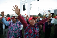 INDIGENAS EVANGELICOS SE REUNEN EN LA CIUDAD DE SAN CRISTOBAL DE LAS CASAS, AL NO PODER REALIZAR EL ENCUENTRO MUNICIPAL EVANGELICO EN LA COMUNIDAD DE SAN JUAN CHAMULA. LAS AUTORIDADES TRADICIONALES NEGARON EL PERMISO PARA LA REALIZACION DE ESTE EVENTO, DA