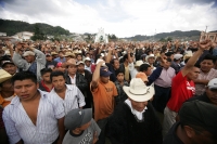 INDIGENAS DE SAN JUAN CHAMULA DESCONOCEN A LAS AUTORIDADES MIUNICIPALES Y LOS RESOLUTIVOS DEL TRIFE EN LAS INPUGANCIONES QUE REALIZARAN LOS PARFTIDOS QUE CONFORMAN LA ALIANZA POR CHIAPAS Y NOMBRAN NUEVAS AUTORIDADES MUNICIPALES SEGUN USOS Y COSTUMBRES A P