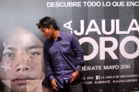 Miércoles 21 de mayo del 2014. Tuxtla Gutiérrez. El joven Rodolfo Dominguez “Chauk” originario de la comunidad Tsotsil Chalchihuitan y co-protagonista de la película mexicana La Jaula de Oro durante la premier de la cinta en un conocido cine de la capital Miércoles 21 de mayo del 2014. Tuxtla Gutiérrez. El joven Rodolfo Dominguez “Chauk” originario de la comunidad Tsotsil Chalchihuitan y co-protagonista de la película mexicana La Jaula de Oro durante la premier de la cinta en un conocido cine de la capital