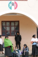 Domingo 21 de noviembre. Las elecciones extraordinarias para el elección del presidente municipal de San Juan Chamula se llevan a cabo esta mañana en los parajes y comunidades de esta localidad de los altos de Chiapas.