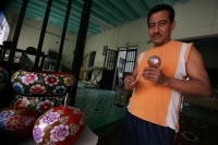 Miércoles 12 de enero. Los núcleos familiares de Chiapa de Corzo se organizan para realizar los preparativos de las fiestas patronales de San Sebastián realizando actividades festivas mientras elaboran las enramas, los vestidos y trajes que se usaran dura