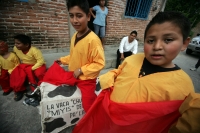 Miércoles 12 de enero. Los núcleos familiares de Chiapa de Corzo se organizan para realizar los preparativos de las fiestas patronales de San Sebastián realizando actividades festivas mientras elaboran las enramas, los vestidos y trajes que se usaran dura