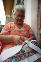 Miércoles 12 de enero. Los núcleos familiares de Chiapa de Corzo se organizan para realizar los preparativos de las fiestas patronales de San Sebastián realizando actividades festivas mientras elaboran las enramas, los vestidos y trajes que se usaran dura