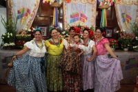 Sábado 14 de enero del 2017. Chiapa de Corzo. Las Chuntá son personajes vestidos a la usanza de las mujeres indígenas de la de presión central de Chiapas quienes recorren las calles de esta colonial ciudad de la ribera del rio Grijalva gritando vivas y ba