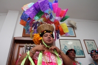 Sábado 14 de enero del 2017. Chiapa de Corzo. Las Chuntá son personajes vestidos a la usanza de las mujeres indígenas de la de presión central de Chiapas quienes recorren las calles de esta colonial ciudad de la ribera del rio Grijalva gritando vivas y ba
