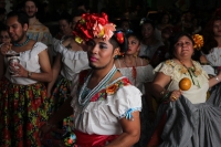 Sábado 14 de enero del 2017. Chiapa de Corzo. Las Chuntá son personajes vestidos a la usanza de las mujeres indígenas de la de presión central de Chiapas quienes recorren las calles de esta colonial ciudad de la ribera del rio Grijalva gritando vivas y ba