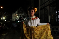 Sábado 14 de enero del 2017. Chiapa de Corzo. Las Chuntá son personajes vestidos a la usanza de las mujeres indÃgenas de la de presión central de Chiapas quienes recorren las calles de esta colonial ciudad de la ribera del rio Grijalva gritando vivas y ba Sábado 14 de enero del 2017. Chiapa de Corzo. Las Chuntá son personajes vestidos a la usanza de las mujeres indÃgenas de la de presión central de Chiapas quienes recorren las calles de esta colonial ciudad de la ribera del rio Grijalva gritando vivas y ba