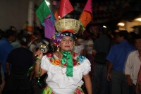 Jueves 8 de enero del 2016. Chiapa de Corzo. Las Chuntaes. Los danzantes bailan y gritan en las calles de esta comunidad de la ribera del Grijalva dando inicio a los festejos de las festividades de enero en esta localidad ubicada a 17 kilometros de la cap