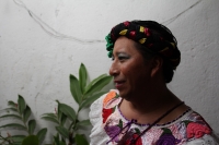 Jueves 8 de enero del 2016. Chiapa de Corzo. Las Chuntaes. Los danzantes bailan y gritan en las calles de esta comunidad de la ribera del Grijalva dando inicio a los festejos de las festividades de enero en esta localidad ubicada a 17 kilometros de la cap