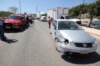 Lunes 14 de marzo. Un aparatoso accidente ocasiono que el trafico en el libramiento norte fuera más pesado que de costumbre. Este Accidente fue provocado por el exceso de velocidad entre una camioneta y un auto compacto quienes se golpearon de costado al 