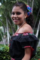 Domingo 10 de diciembre del 2016. Chiapa de Corzo. El grupo de estudiantes y maestros del CONALEP-Chiapa de Corzo, realiza el tradicional recorrido de Chuntaes por las principales calles y ermitas de esta colonial ciudad de la ribera del Rio Grijalva.