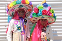 Lunes 12 de febrero del 2018. Ocosocuautla de Espinosa. Las Máscaras del Carnaval de Coita. Los Personajes ataviados con máscaras y vestimenta representativa recorren los diferentes barrios y las casas de fiesta Cohuinas donde bailan y gritan durante lo