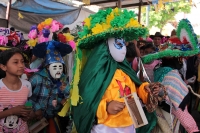 Lunes 12 de febrero del 2018. Ocosocuautla de Espinosa. Las Máscaras del Carnaval de Coita. Los Personajes ataviados con máscaras y vestimenta representativa recorren los diferentes barrios y las casas de fiesta Cohuinas donde bailan y gritan durante lo