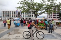 Martes 15 de agosto del 2017. Tuxtla Gutiérrez. Habitantes de las colonias populares de la ciudad se manifiestan exigiendo los servicios básicos para los pobladores. La protesta se realiza en las oficinas del presidente municipal tuxtleco.