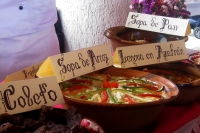 PANDA / LAS MÁS ANTIGUAS RECETAS DE LA COCINA  DE SAN CRISTÓBAL, PRESENTES EN  LA  XXVII  MUESTRA GASTRONÓMICA.  Por Mercedes Díaz Solís. San Cristóbal de Las Casas, Chiapas. México.- El ágora del Teatro Hermanos Domínguez fue testigo de la mejor muestra 