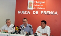 Jueves 13 de septiembre del 2012. Tuxtla Gutiérrez, Chiapas.Foto: Miguel Abarca (Baja Resolución) Los encargados de la administración y finanzas del estado hablan sobre el tema de los préstamos y fidecomisos que la administración gubernamental esta implem