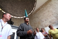 Miércoles 6 de septiembre de 2017. Tuxtla Gutiérrez. Militantes de organizaciones sociales firman y solicitan en la oficialí­a de partes del Congreso de Chiapas, el oficio de solicitud de desaparición del fuero en este estado del sureste de México.