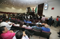 Jueves 30 de junio.  Aspectos de la sesión del Congreso Local.