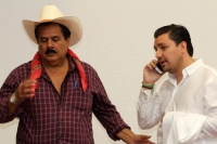 Jueves 15 de mayo del 2014. Tuxtla Gutiérrez. Vestidos de una floreciente conciencia ecológica el congreso local aprueba las iniciativas para la aplicación de la Fuerza a las corporaciones policiacas.