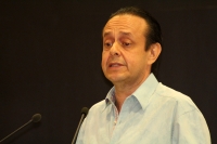 Martes 7 de abril del 2015. Tuxtla Gutiérrez. A pesar de la falta de la mayorÃa de los diputados del Congreso local la discusión en torno a las disposiciones en materia de disciplina financiera en las entidades y municipios derivo en la polémica entre los Martes 7 de abril del 2015. Tuxtla Gutiérrez. A pesar de la falta de la mayorÃa de los diputados del Congreso local la discusión en torno a las disposiciones en materia de disciplina financiera en las entidades y municipios derivo en la polémica entre los