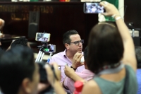 Jueves 25 de octubre del 2018. Juan Salvador Camacho Velasco, diputado del partido MORENA tiene que pedir la palabra directa mente en la Presidencia de la Mesa Directiva de la legislatura chiapaneca durante la discusión de los asuntos generales para prop Jueves 25 de octubre del 2018. Juan Salvador Camacho Velasco, diputado del partido MORENA tiene que pedir la palabra directa mente en la Presidencia de la Mesa Directiva de la legislatura chiapaneca durante la discusión de los asuntos generales para prop