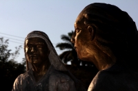 Lunes 23 de enero del 2012. No aparece escultura robada de la Calzada de las Etnias.